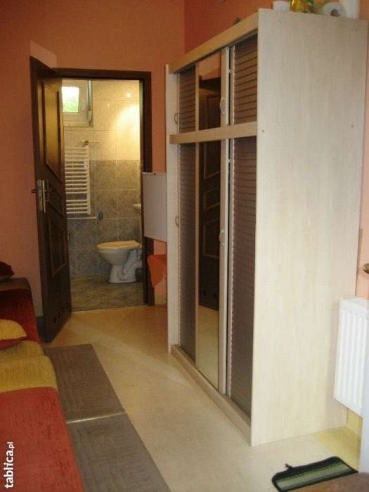 Pokoje gościnne nocleg wynajem kwatery Poznań hostel