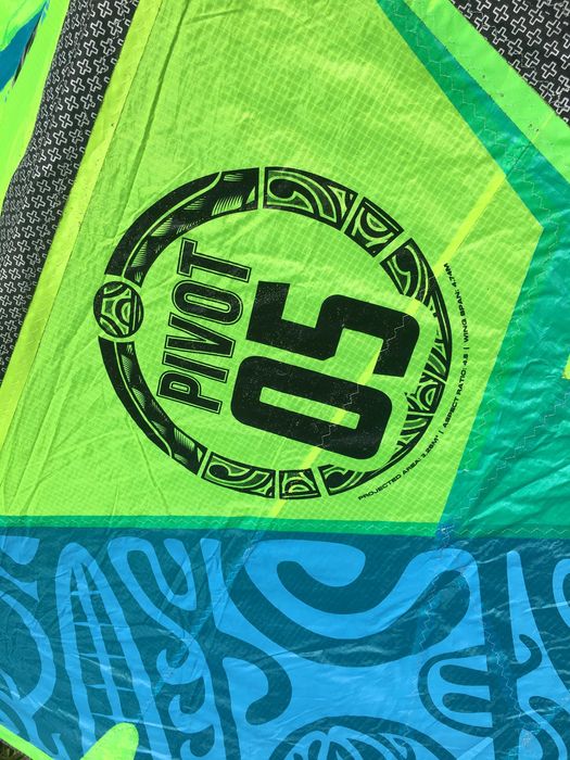 Kite Naish Pivot 5m2 de 2016 - High-Performance Freeride/Big Air