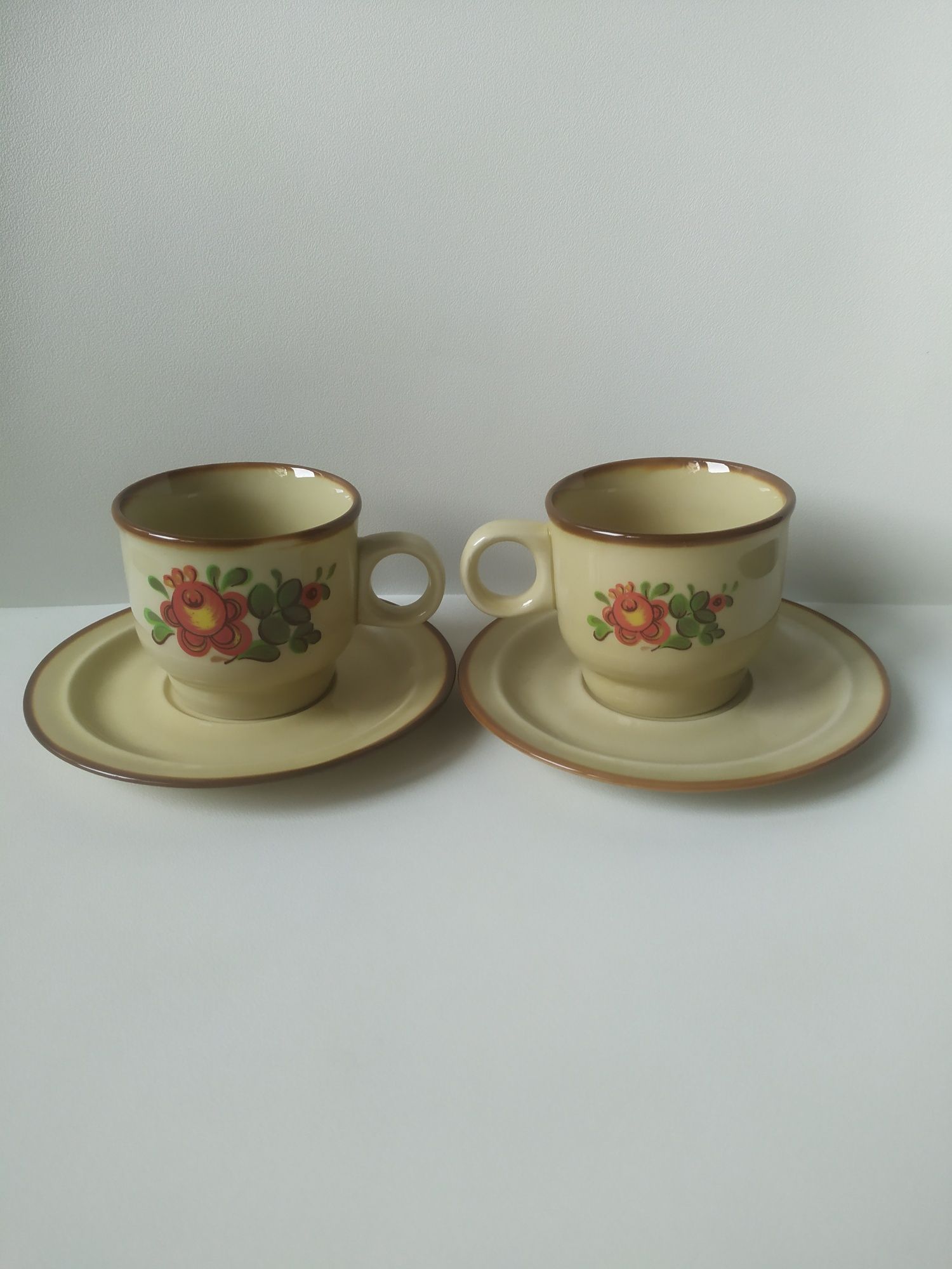 Filiżanki porcelit Pruszków PRL wzór kwiatowy mak porcelana ceramika