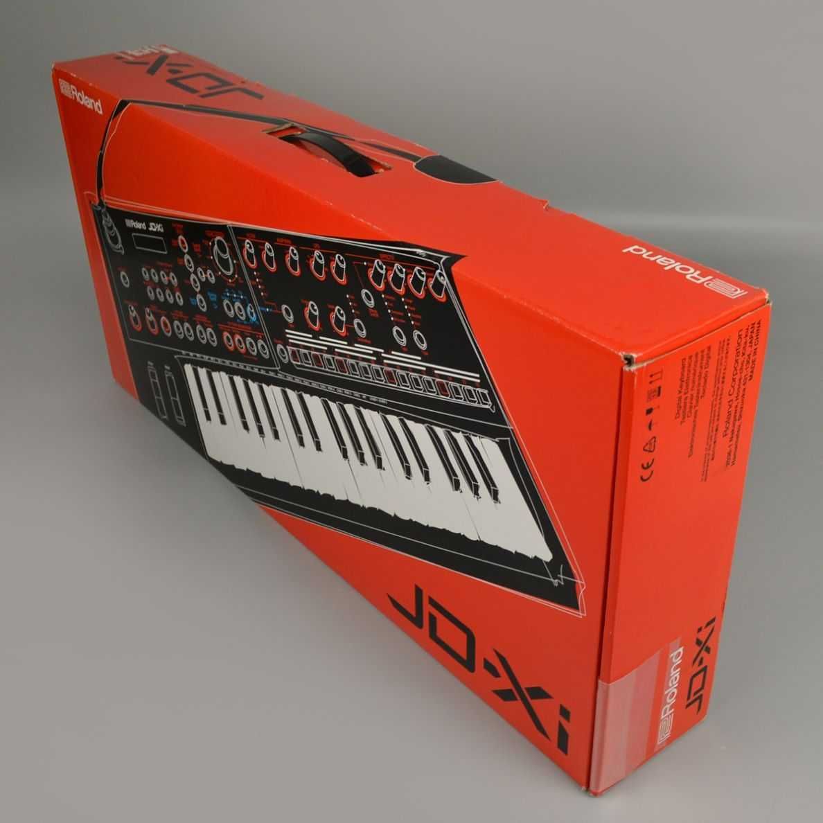 Гибридный синтезатор Roland JD-Xi
