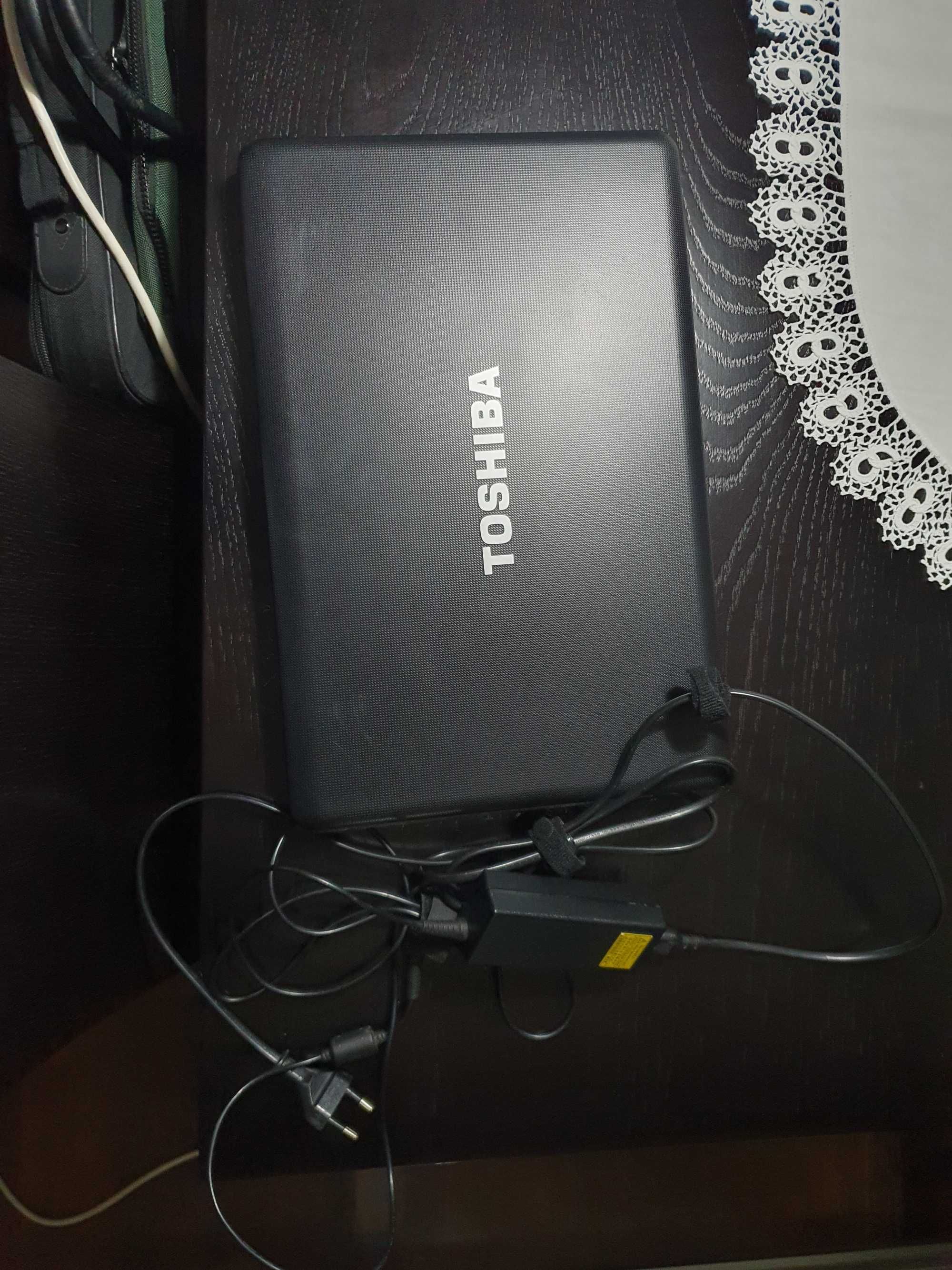 Vendo Toshiba Satellite C660