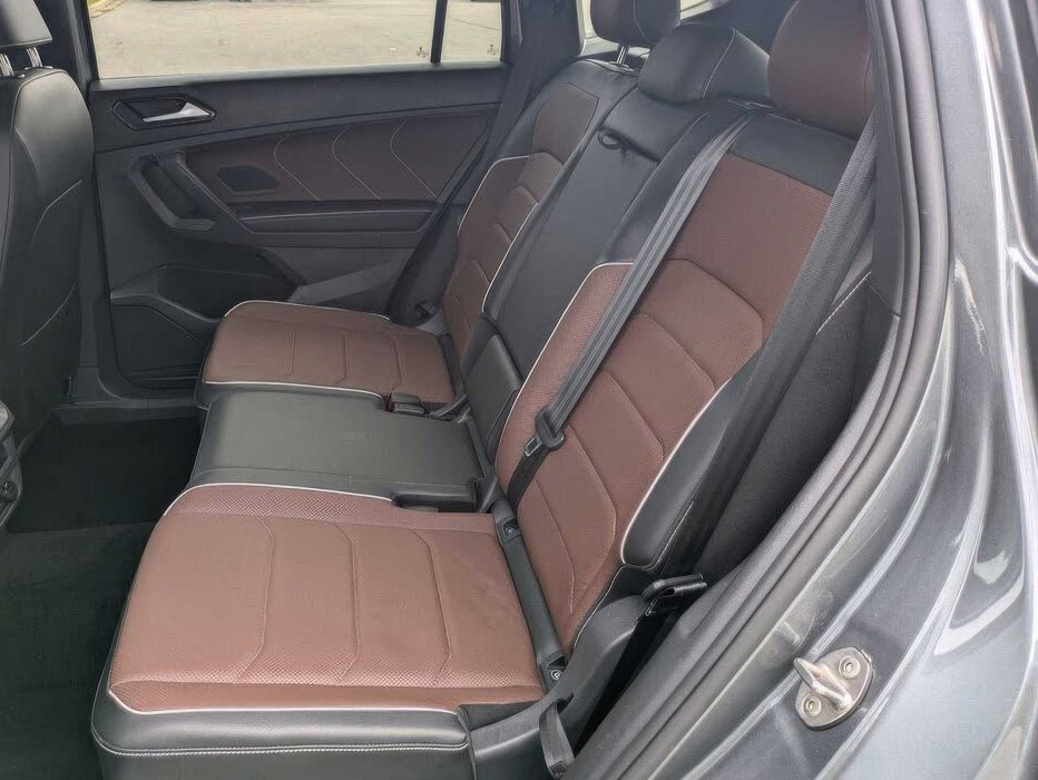 Volkswagen Tiguan      2022