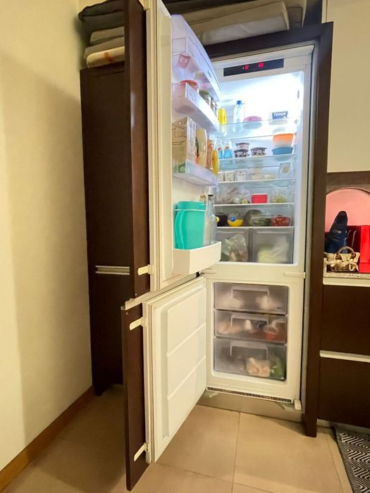 Frigorífico de encastrar Zanussi classe A+