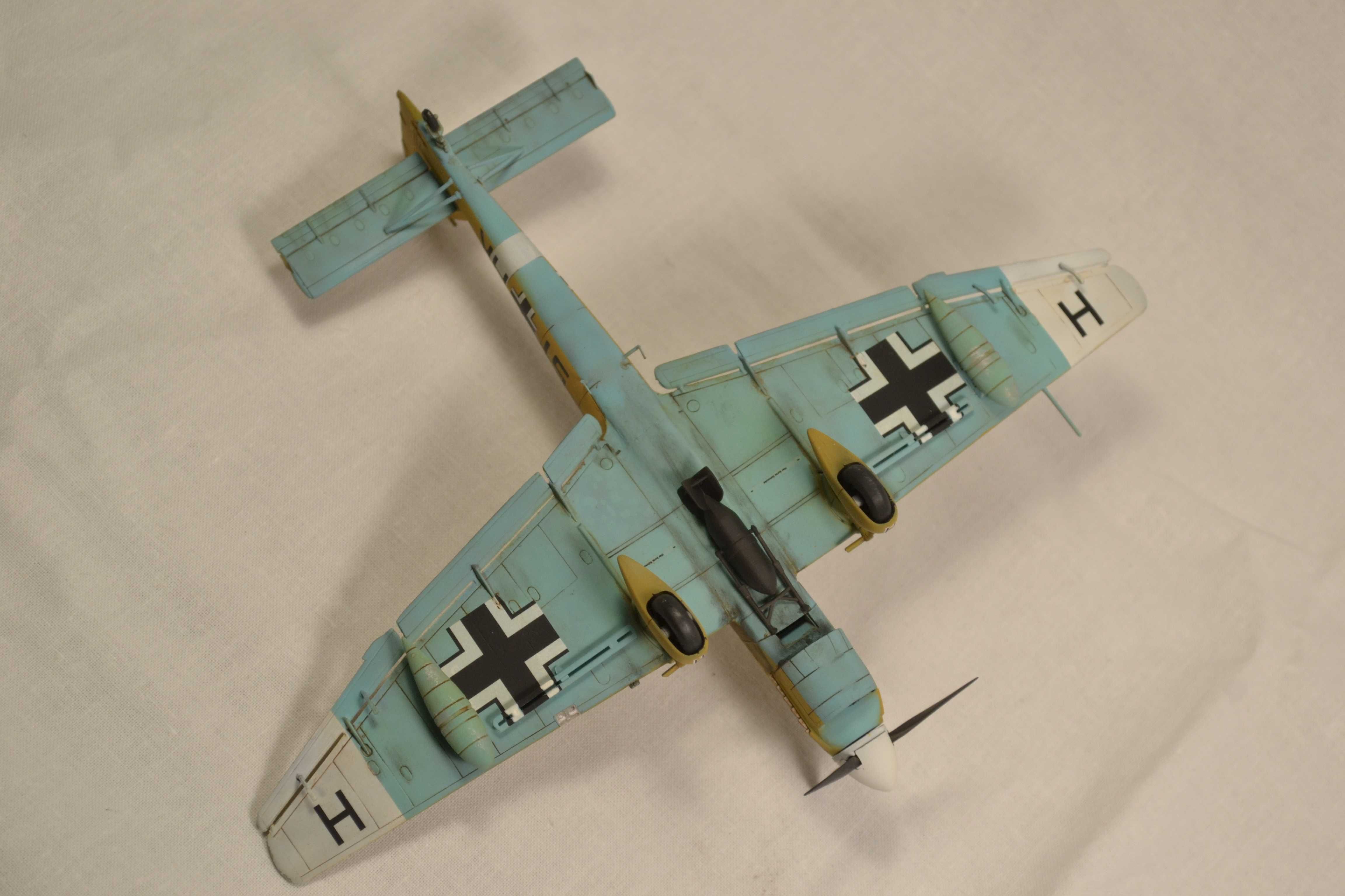 Junkers Ju-87 R2 Stuka ,,Sztukas" skala 1:72 -- GOTOWY MODEL