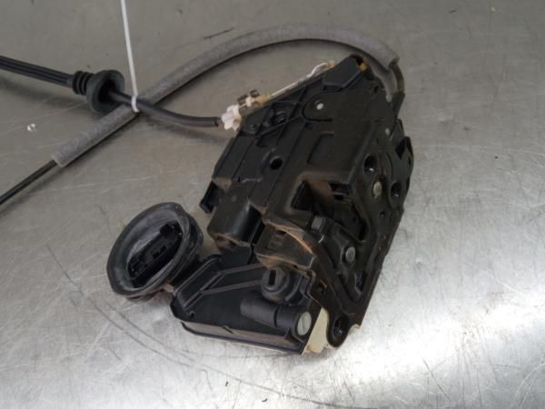 Fechadura / fecho porta trás esquerdo VOLKSWAGEN Golf VI (5K1)