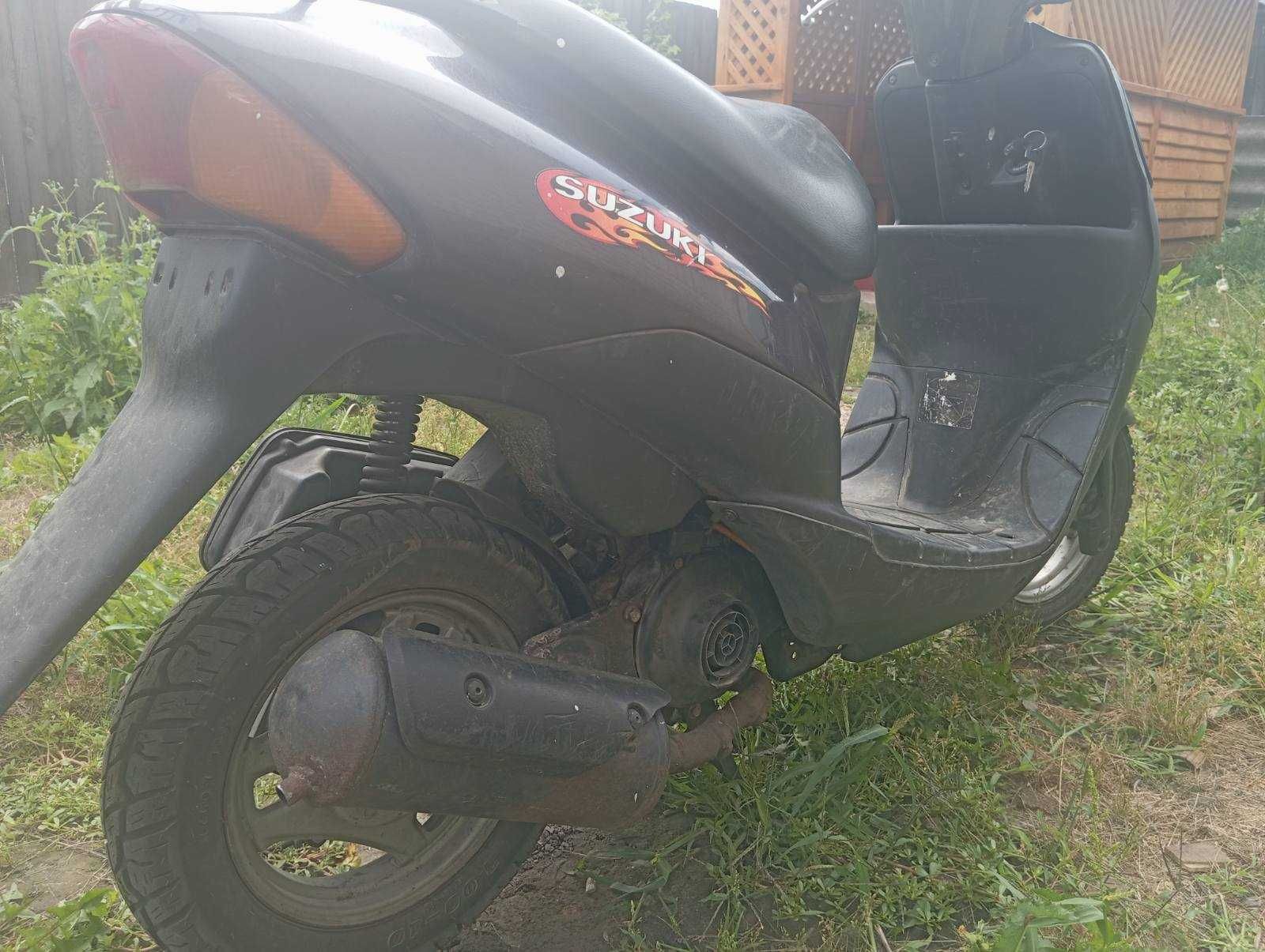 Suzuki lets 1 в дуже доброму стані