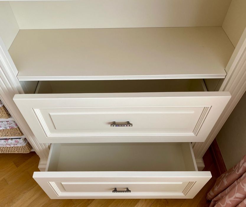 Стелаж від італійського виробника Bottega d Arte, колекція Palladio