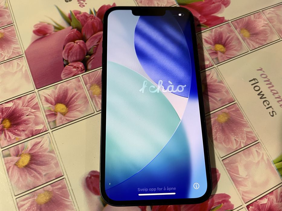 Iphone 13.  Версія 128г.  Неверлок. Без WI-FI