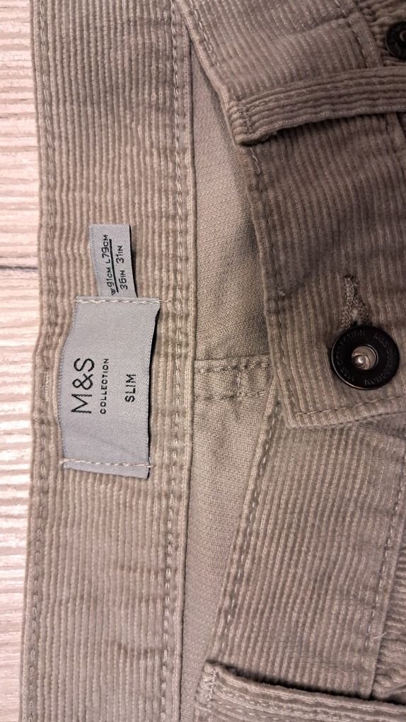 Męskie spodnie sztruksowe Marks&Spencer 34 slim