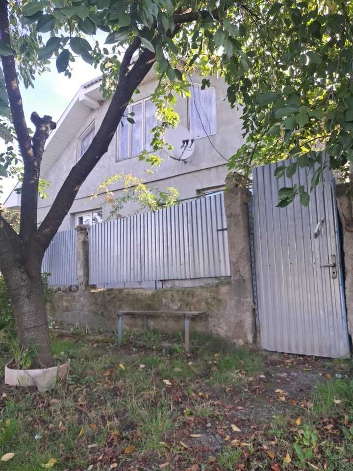 Продам 2 кім будинок в с. Холмці
