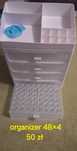 Dwa organizer oraz stojak pod tablice led