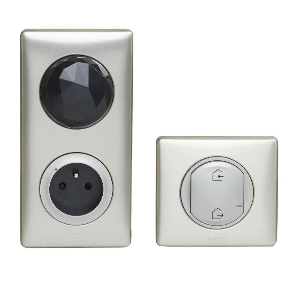 Celiane with Netatmo Legrand 067770 - zestaw startowy TYTANOWY
