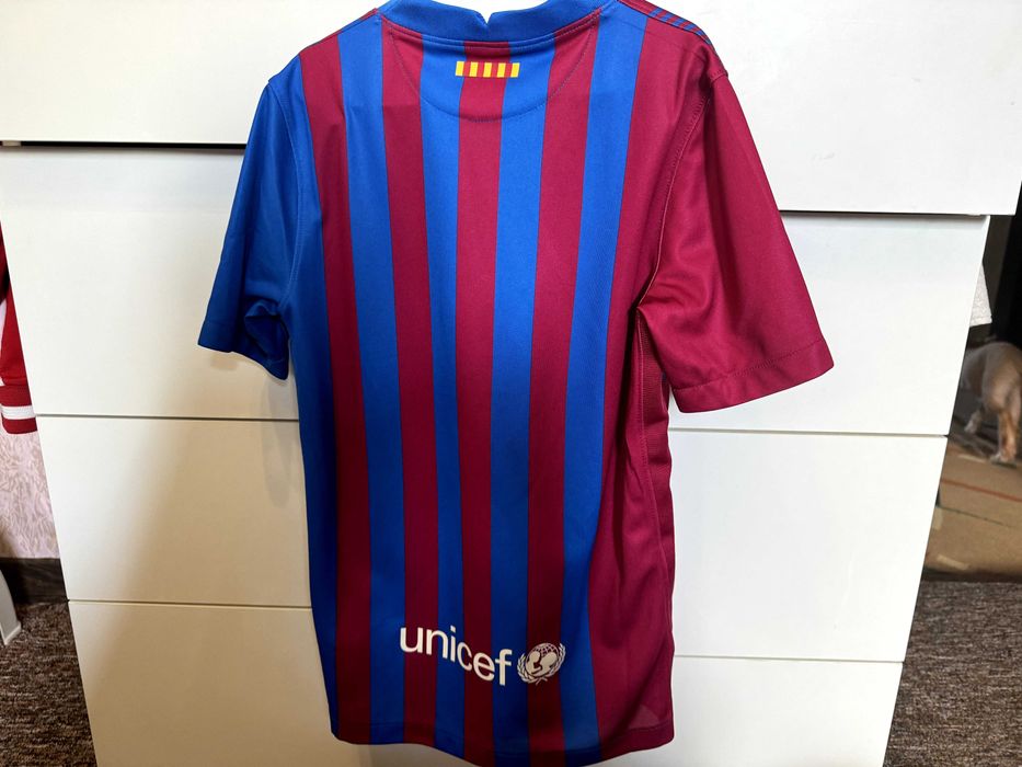 Футболка Барселона Barcelona  дитяча 127-147 см , М , Nike , оригінал