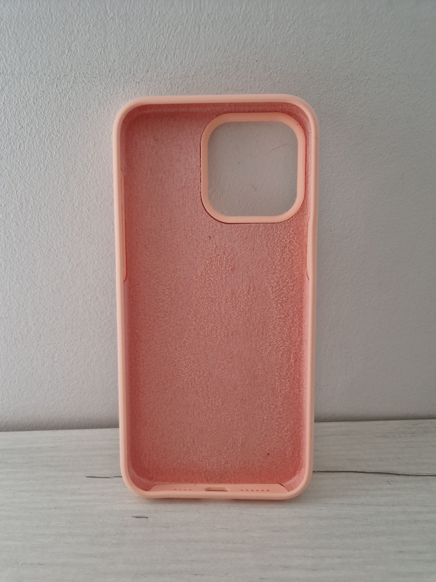 Silicone Lite Case do Iphone 15 Pro Max brzoskwiniowy