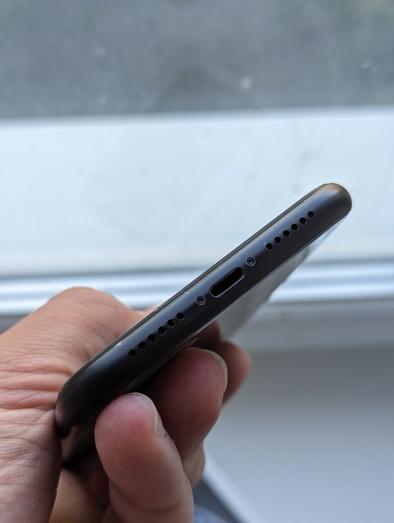 iPhone Xr 64 gb Black Neverlock