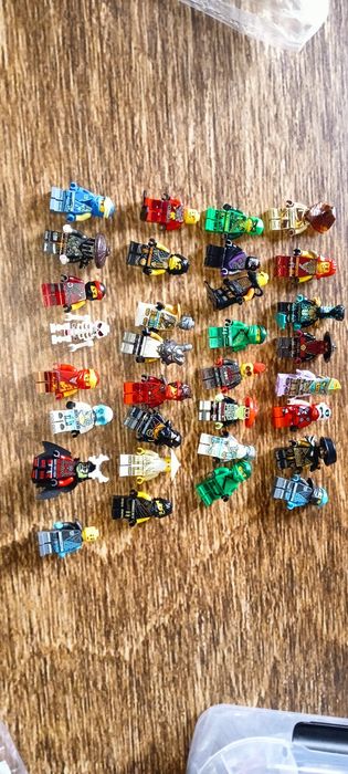 LEGO Ninjago figurki, ludziki
