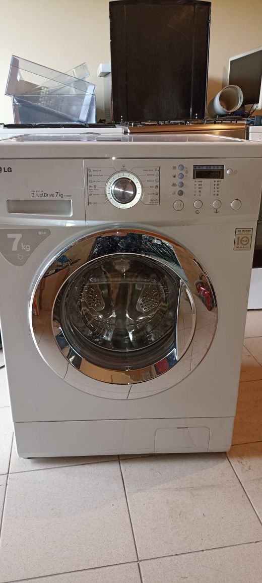 Пральна машина LG 7kg direct drive