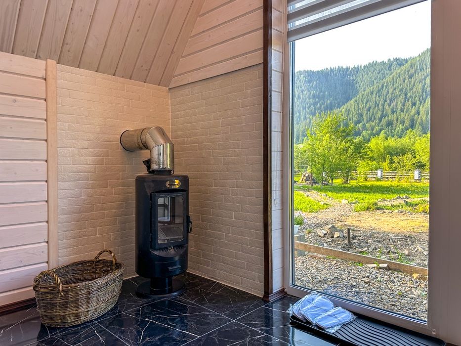 Відпочинок в Карпатах. Котедж в Карпатах. Верховина відпочинок.