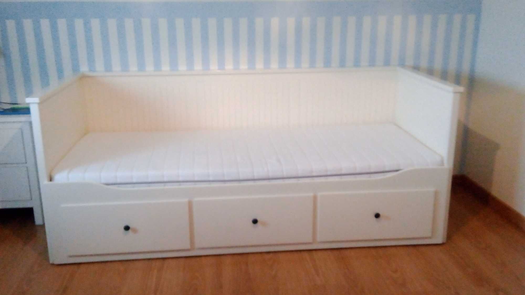 Cama Hemnes ikea