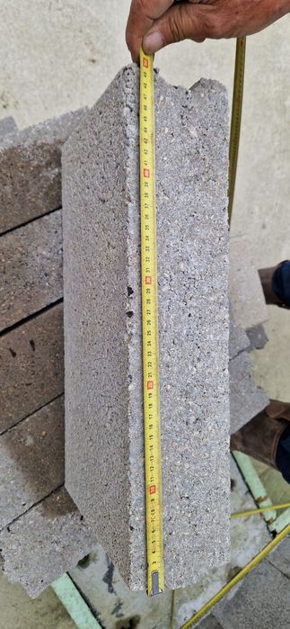 Sprzedam pustak betonowy