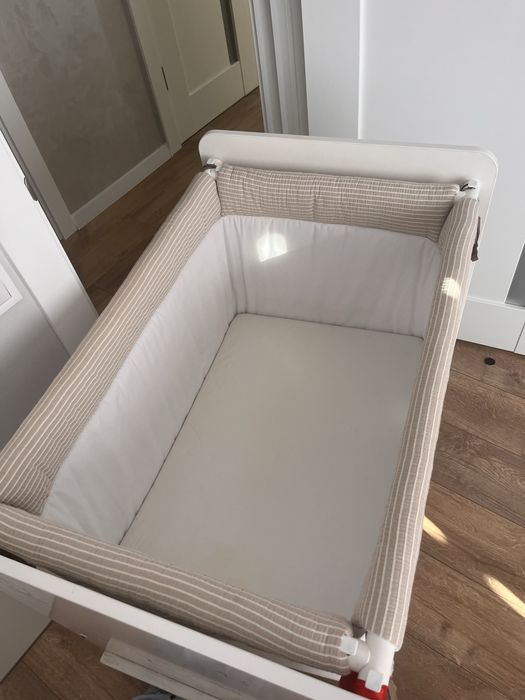 Колиска , дитяче ліжечко