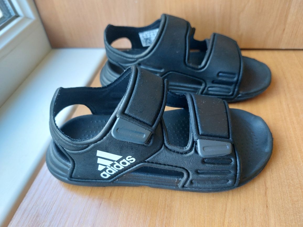 Сандалі босоніжки Adidas p29