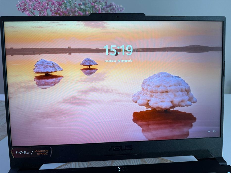 Laptop ASUS TUF Gaming F15FX507ZC4 16 gb ram 512 gb ssd 144 Hz RTX3050