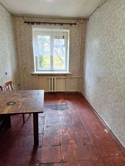 Здається кімната по вул. Любецька 2.