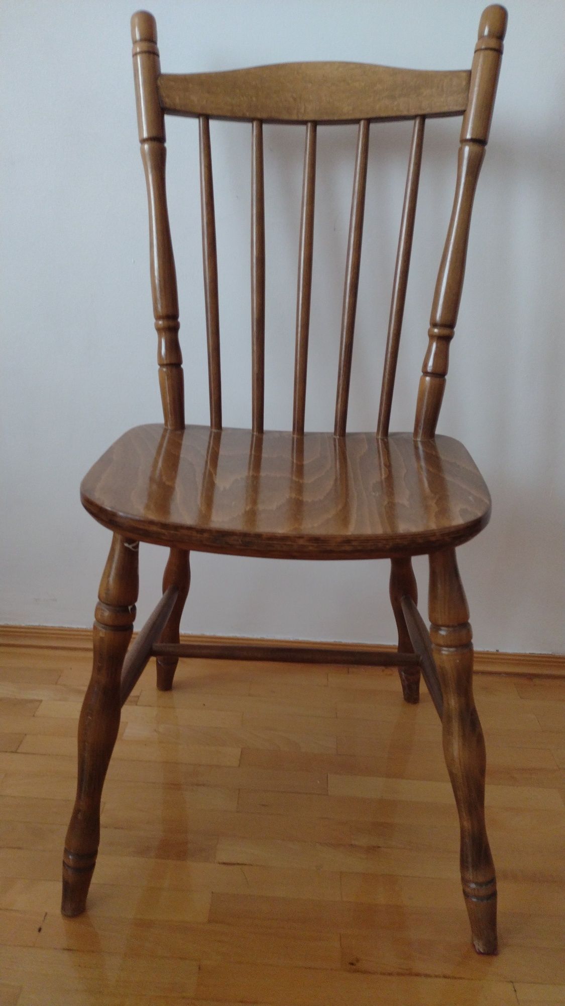 Krzesła  drewniane 6 szt.