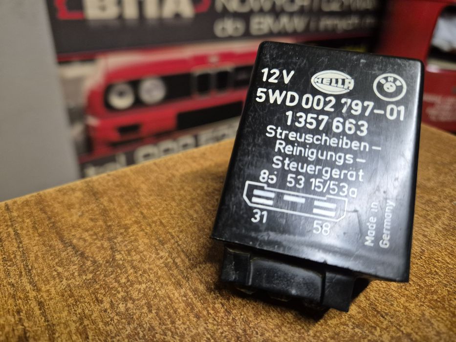 BMW E24 E23 E21 E12 Przekaźnik Spryskiwaczy Reflektorów Lamp Przednich