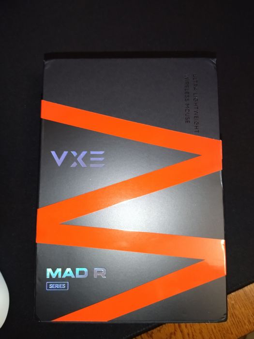 Продам ігрову мишку VXE Mad R 8k White (Нова)