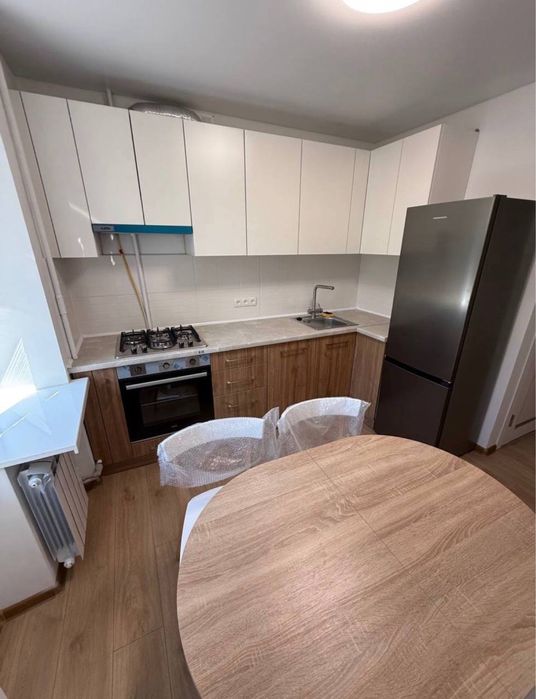 Продаж 2-кім квартири, ТЦ Майдан