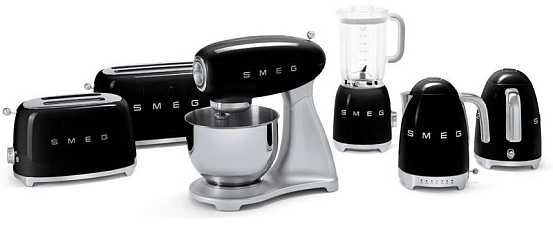 Чайник електричний Smeg KLF03BLEU чорний глянцевий 1,7 л