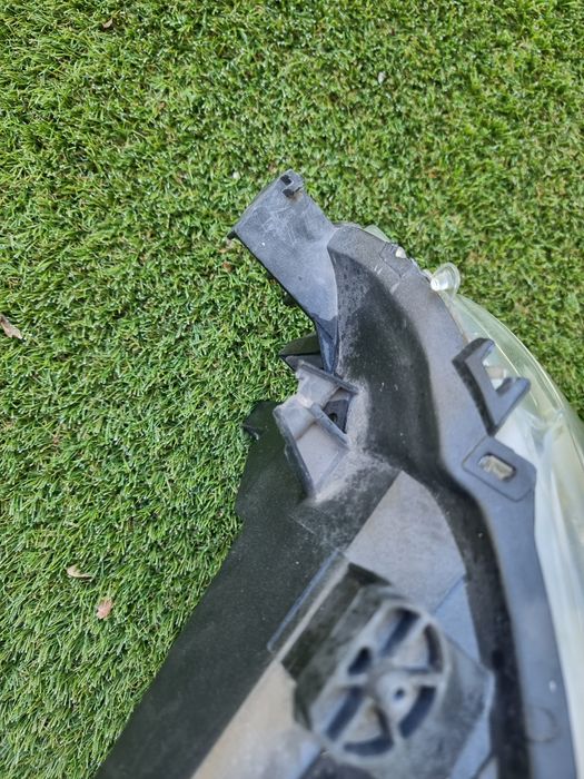 Ótica Citroën Berlingo B9 ( lado passageiro)