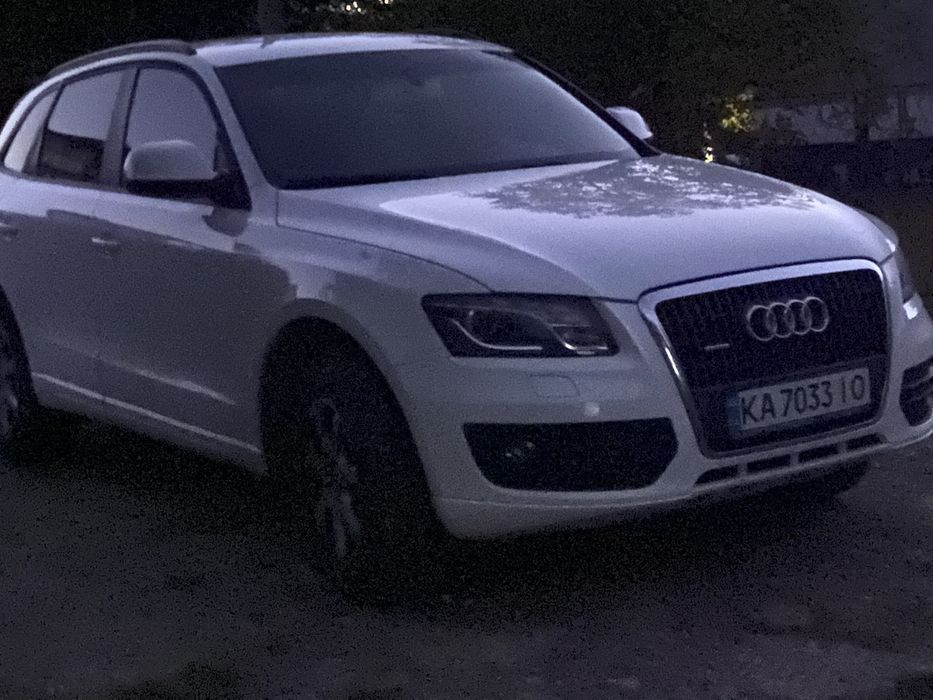 Audi Q5 2010 року