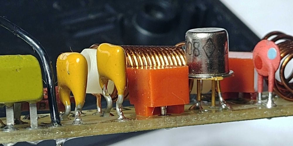 Адаптер - конвертор частот из УКB в FM-U