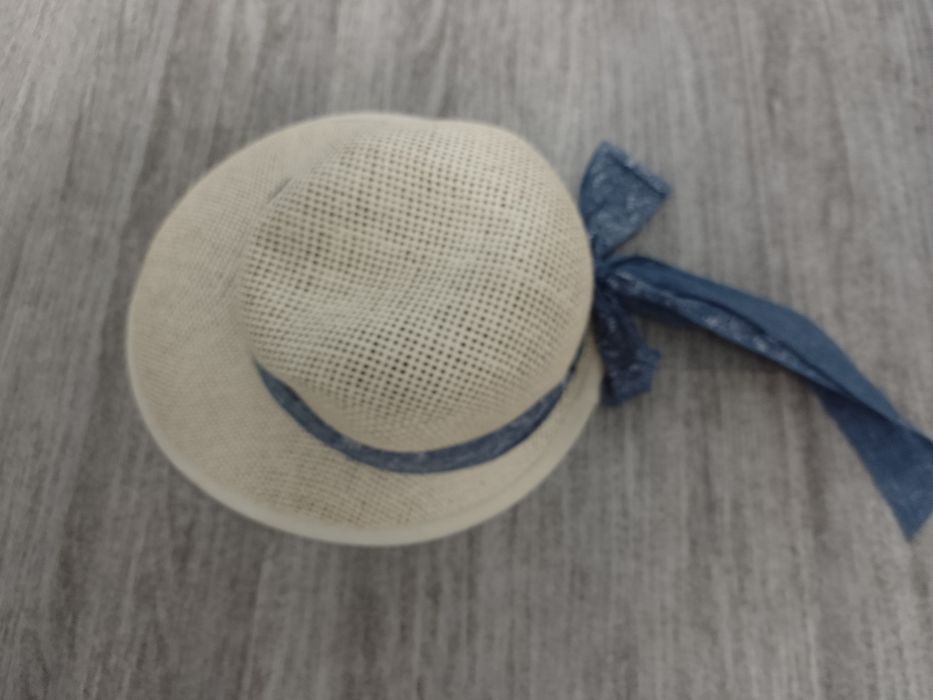 Sprzedam damski kapelusz 57
