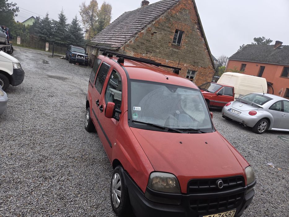 Fiat dobloo 1.6 benz 2003 r 5 osobowy