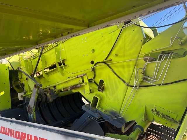 Enfardadeira CLAAS QUADRANT 1200 RC Muito Pouco Trabalho!