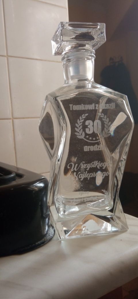 Szklana karafka 0,75 l