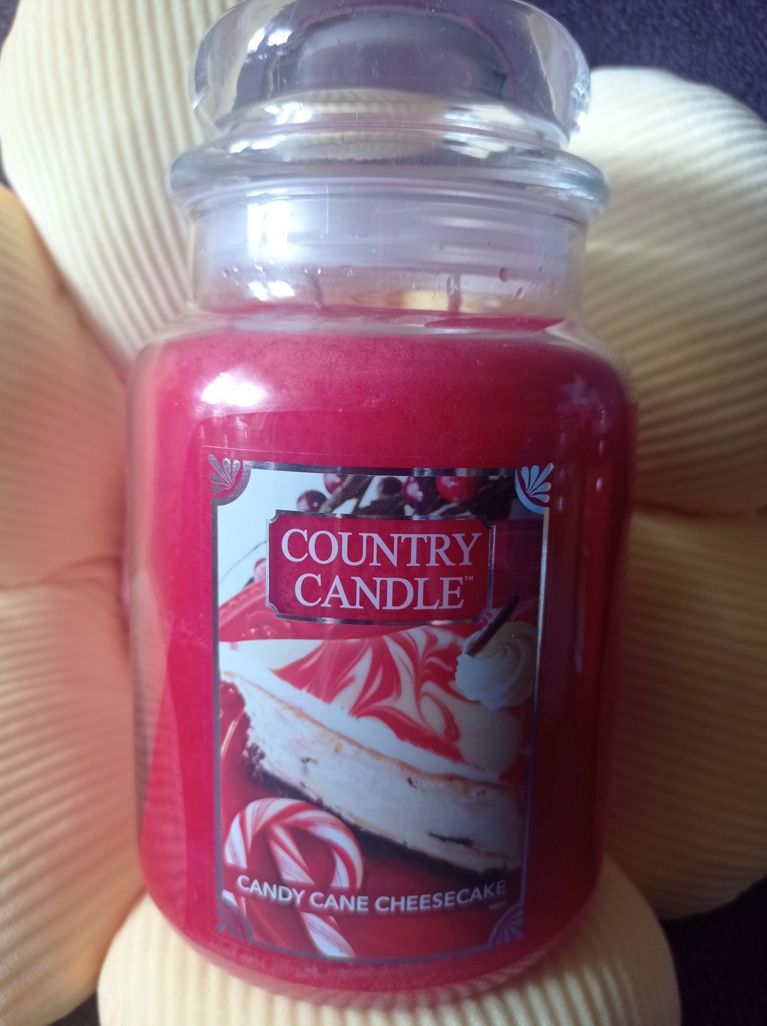 Country Candle Candy cane cheesecake