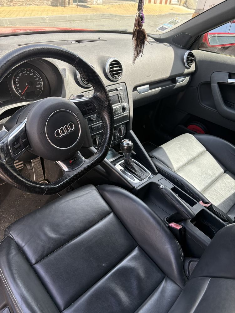Audi RS3 , 412cv