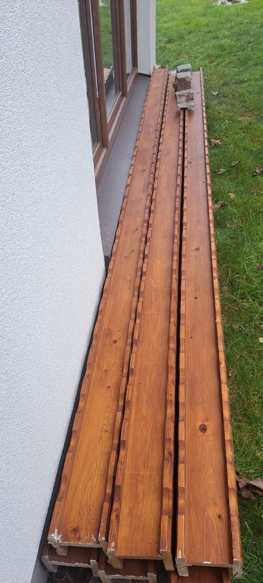 Krokwia ozdobna lakierowana