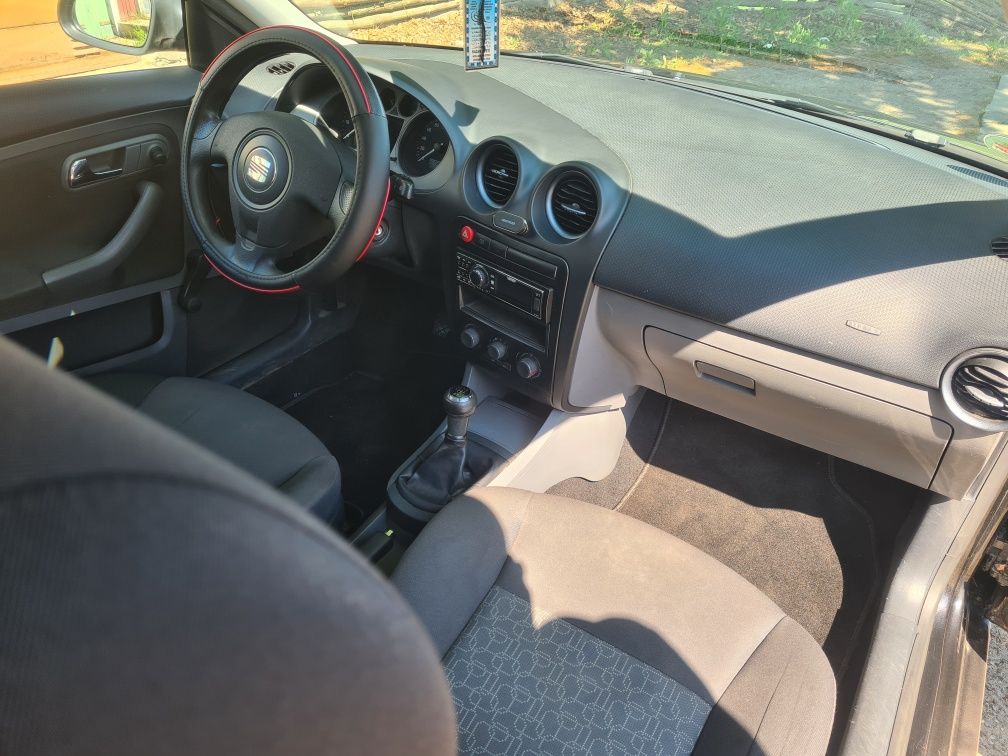 Seat Ibiza / 1.2 benzyna 60 ps / Klima / Alu / Z Niemiec /