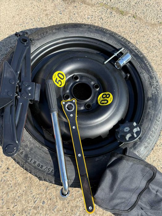 Koło dojazdowe 125/80/R15 Fiesta MK6 MK7 zestaw podnośnik klucz etui