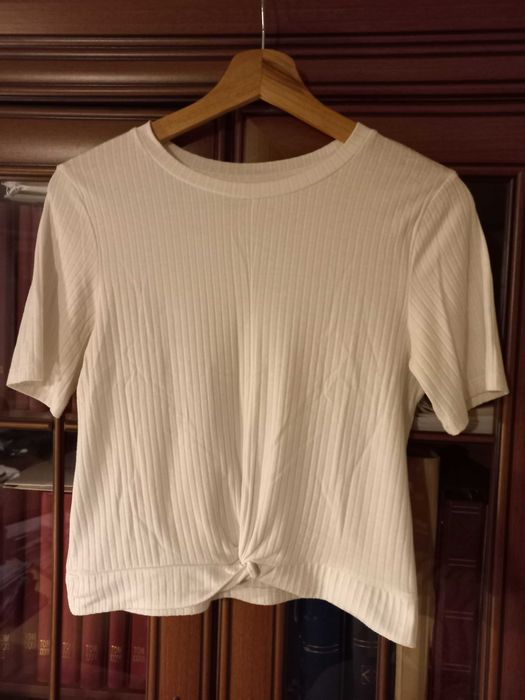 T-Shirt Cropp rozm. M