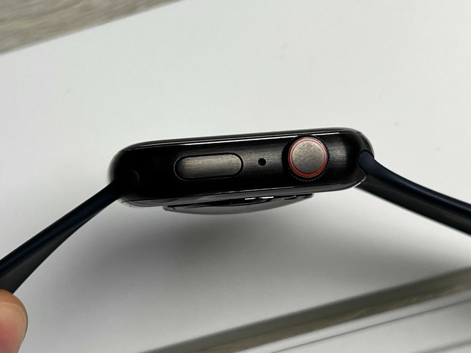 Apple Watch Edition Series 7 45mm Titanium LTE Midnight Sport Band