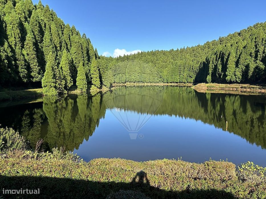 Moradia T4 para venda