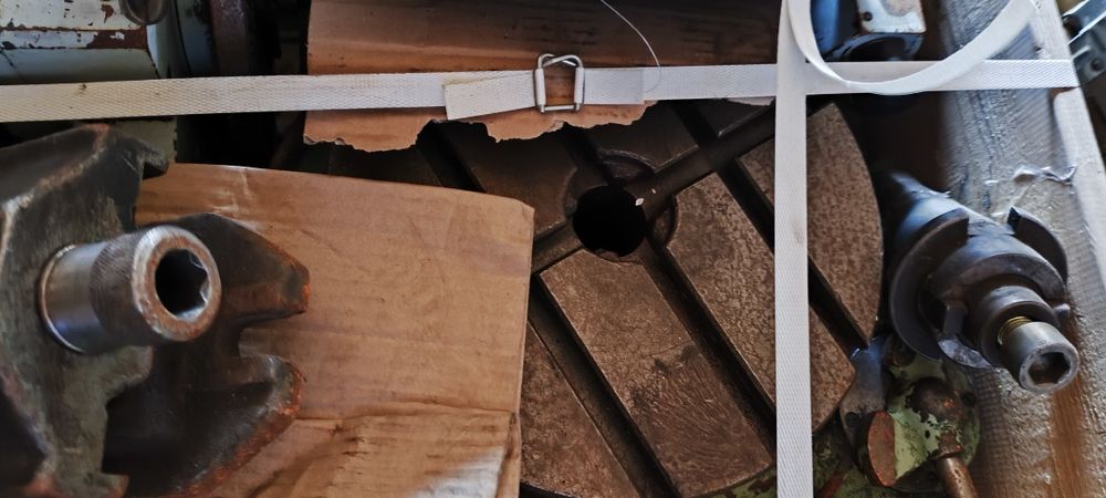 Osprzęt frezarki, imadło maszynowe,stół obrotowy