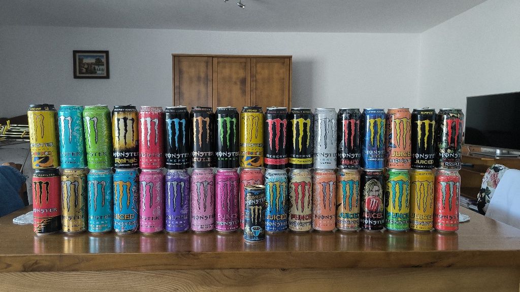 Coleção latas monster